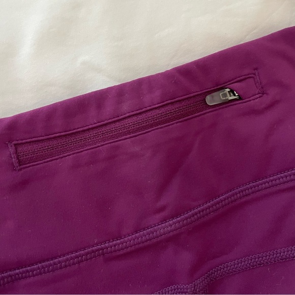 NIKE Dri-FIT Capri Leggings - Picture 7 of 10